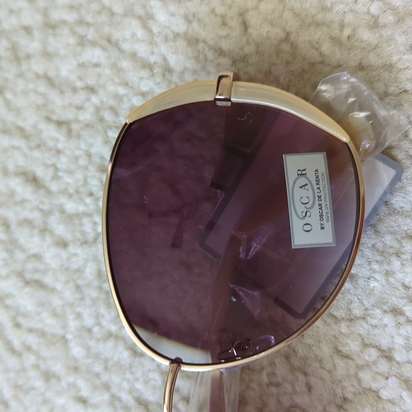 Oscar by Oscar De La Rental sunglasses - Picture 2 of 4